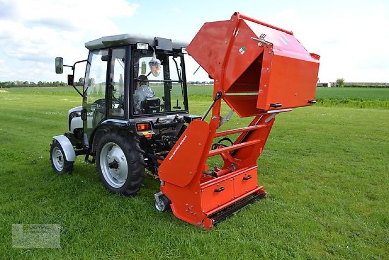 Mulcher of the type Boxer Mulcher Boxer HIGH125 125 cm Hochentleerung Sammelbehälter NEU, Neumaschine in Sülzetal OT Osterweddingen (Picture 5)