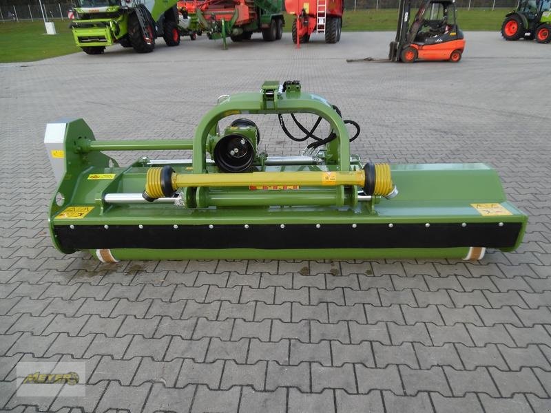 Mulcher des Typs Celli Taurus 280, Neumaschine in Andervenne (Bild 1)