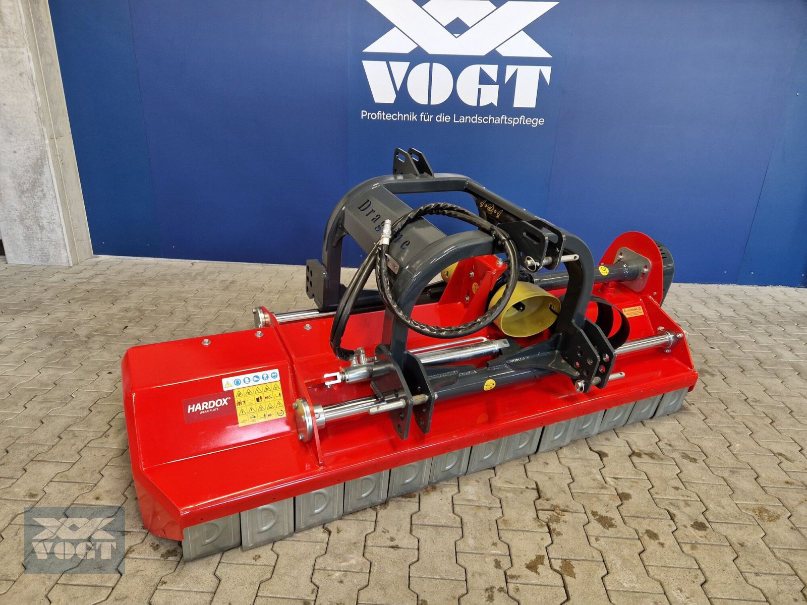 Mulcher typu DRAGONE MTX 220 FSH Front-Heck Schlegelmulcher /Mulcher für Obst- und Weinbau, Neumaschine v Schmallenberg (Obrázek 1)