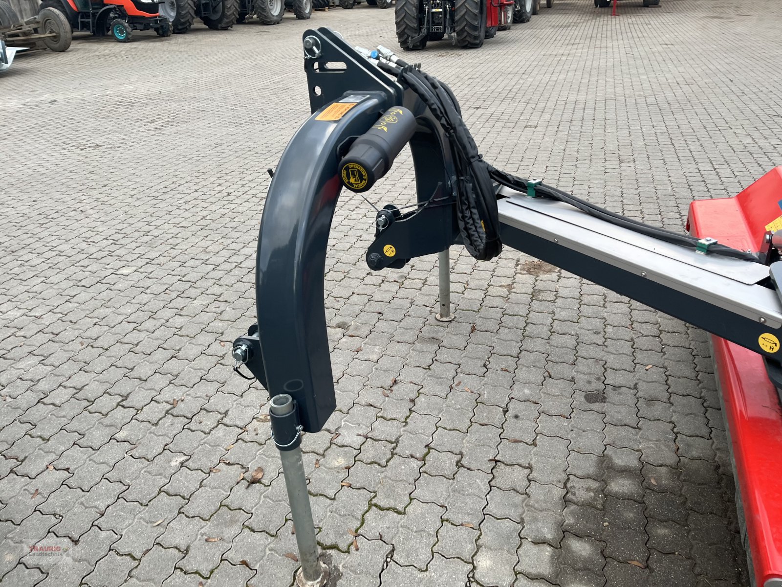 Mulcher des Typs DRAGONE V 240 Road, Neumaschine in Mainburg/Wambach (Bild 15)