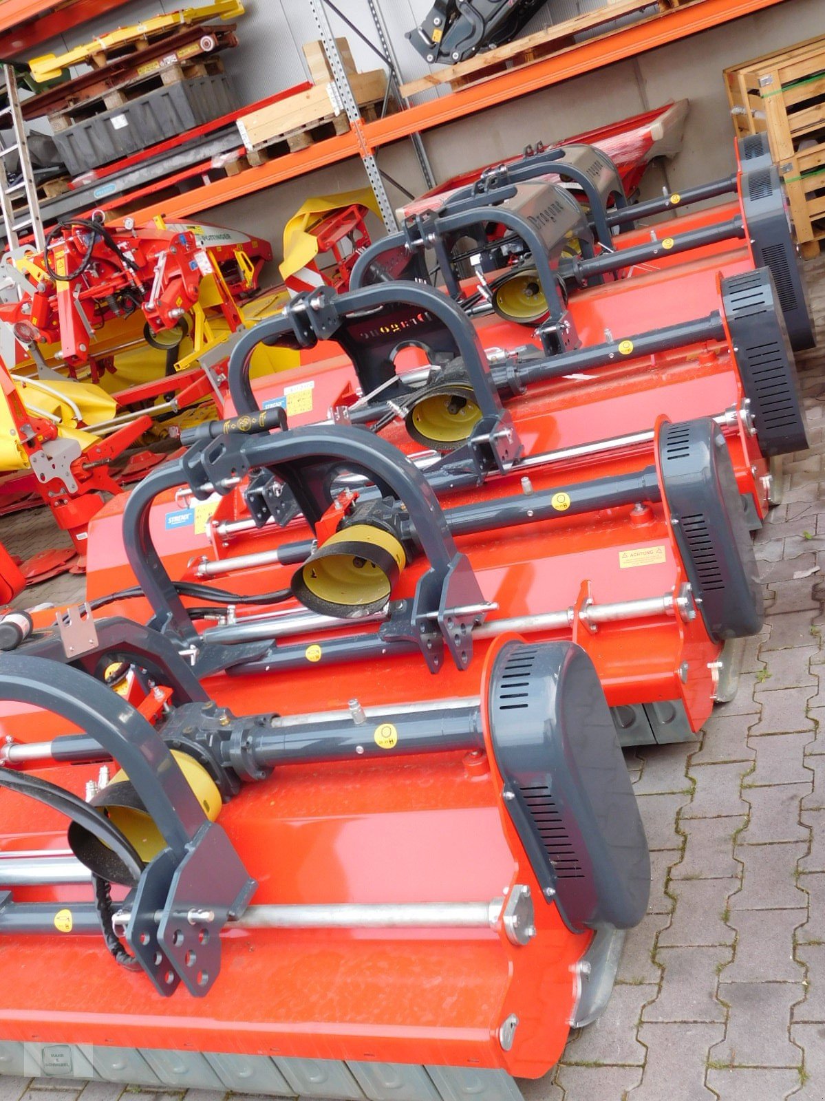 Mulcher of the type DRAGONE V280SH - Lagermaschine -, Neumaschine in Gross-Bieberau (Picture 3)