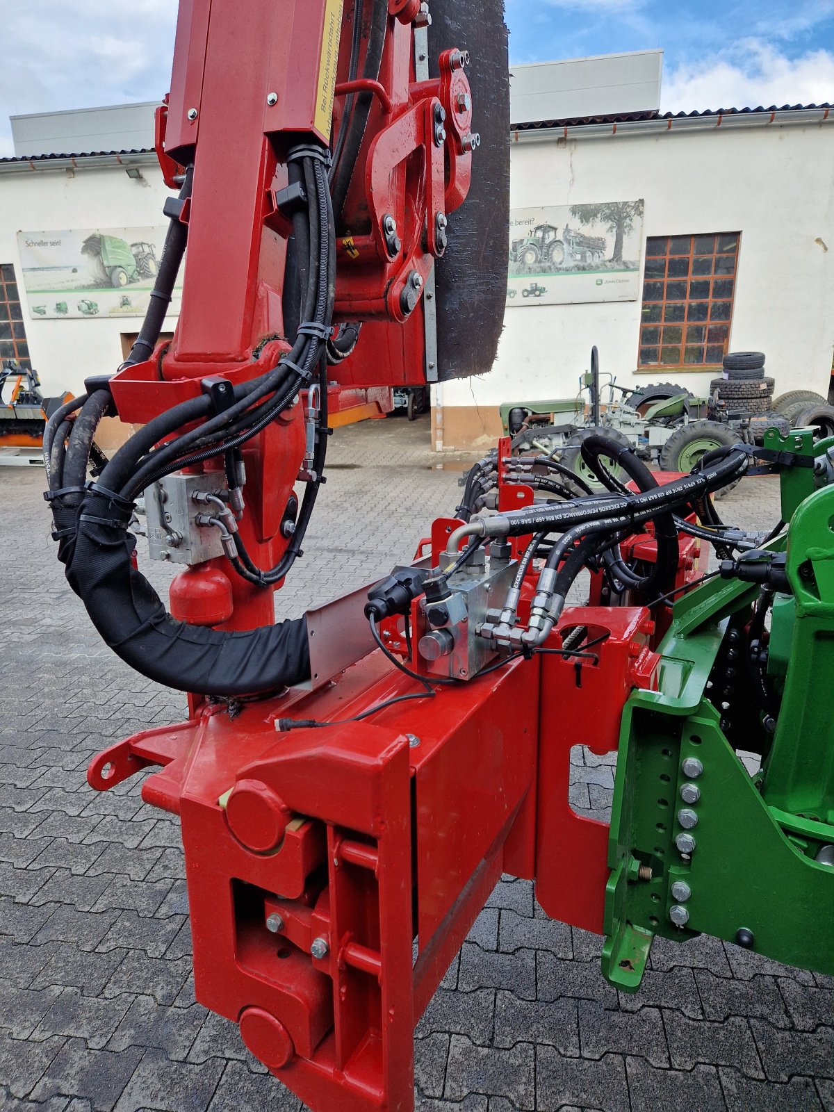 Mulcher des Typs Dücker MBM400, Gebrauchtmaschine in Bad Sobernheim (Bild 2)