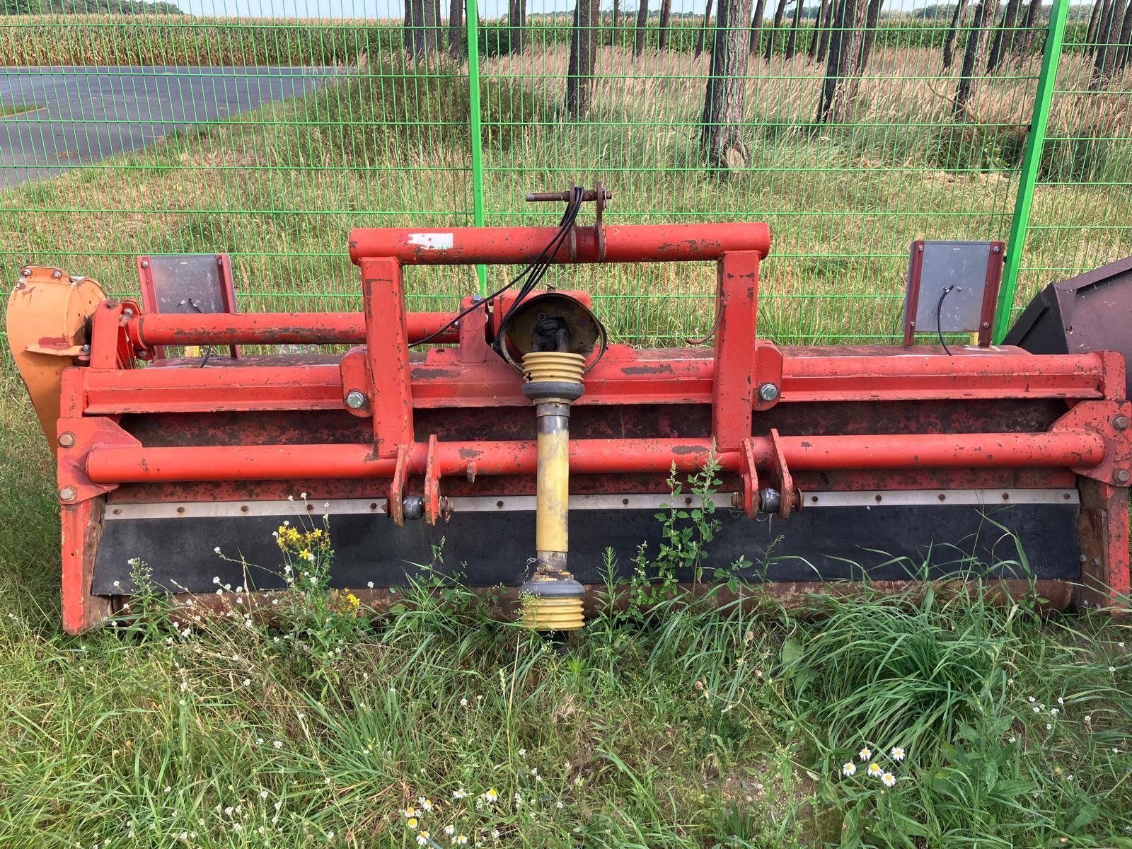 Mulcher van het type Dücker UM 270, Gebrauchtmaschine in Hillerse (Foto 1)