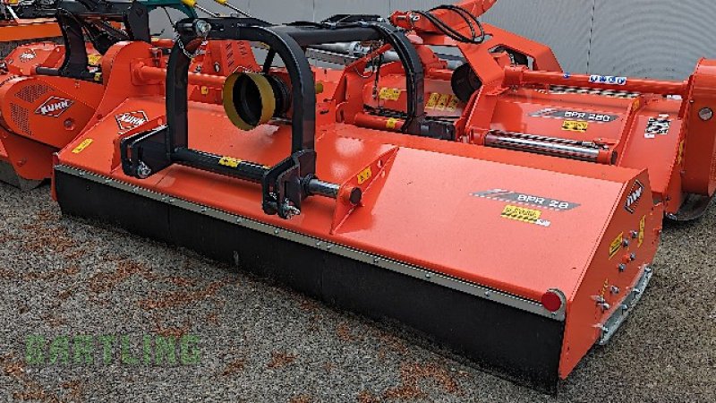 Mulcher Türe ait Kuhn 28, Neumaschine içinde Versmold (resim 2)