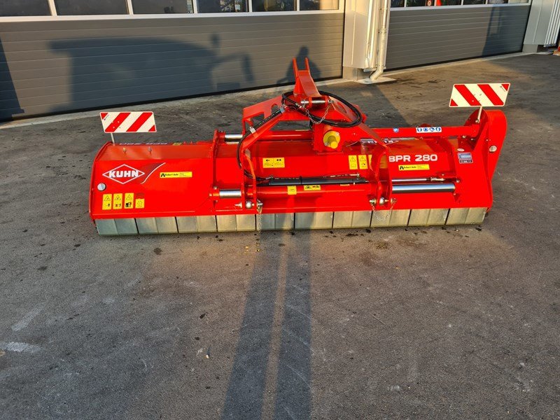 Mulcher of the type Kuhn BPR 280, Neumaschine in Henau (Picture 1)