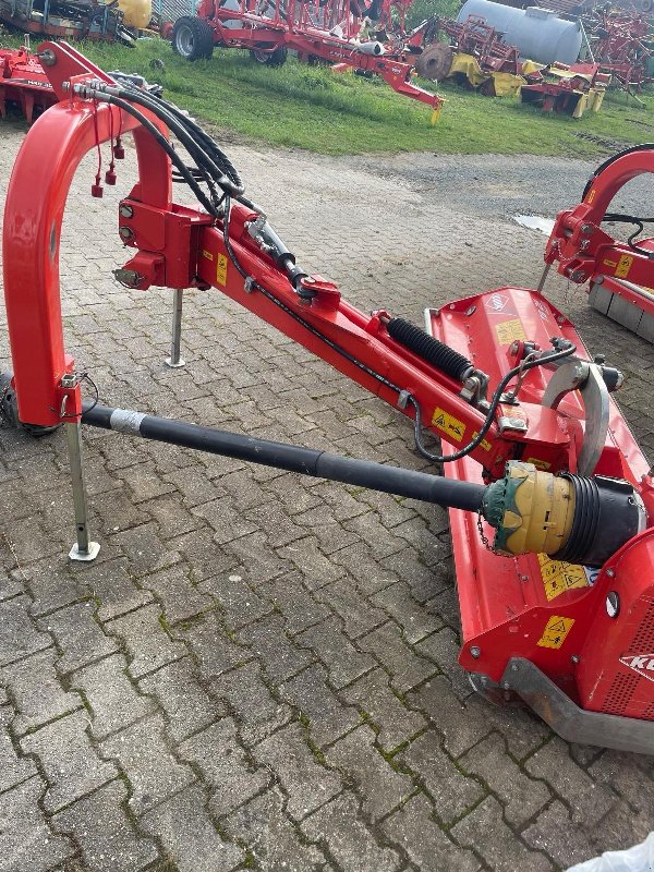 Mulcher Türe ait Kuhn TB 211, Gebrauchtmaschine içinde Thanstein (resim 3)