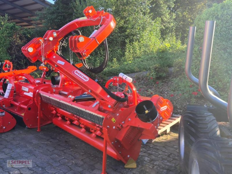 Mulcher des Typs Maschio GIRAFFA XL 210 SE, Neumaschine in Groß-Umstadt (Bild 1)