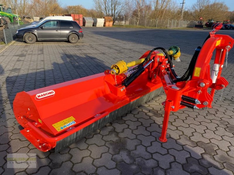 Mulcher des Typs Maschio Giraffa XXL 260 SE mit HD-Rotor, Neumaschine in Reddelich (Bild 1)