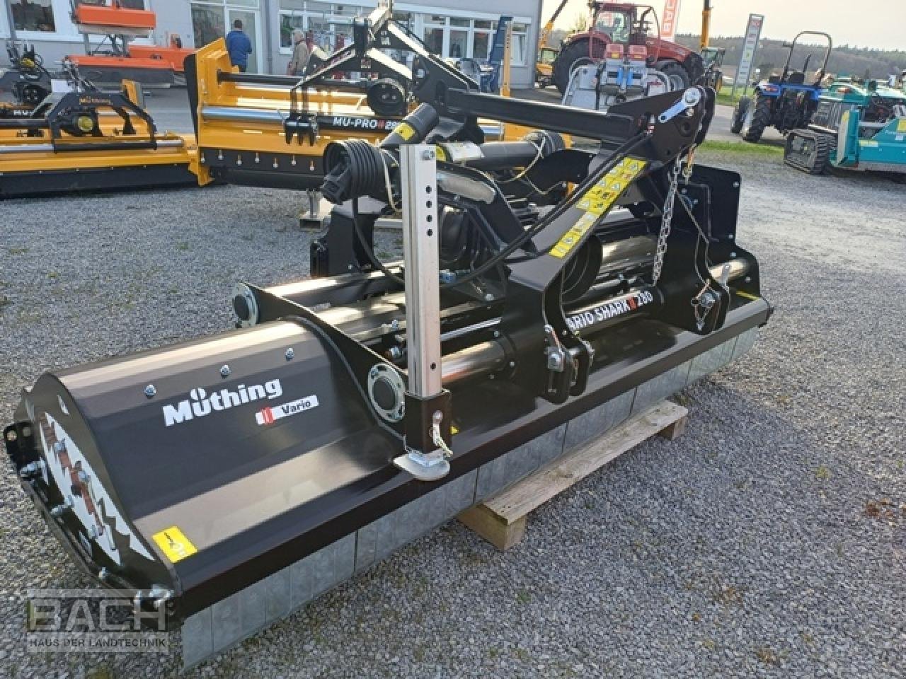 Mulcher del tipo Müthing MU VARIOSHARK 280, Neumaschine en Boxberg-Seehof (Imagen 4)