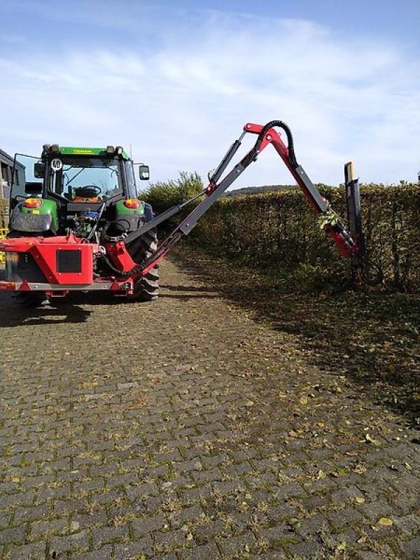 Mulcher des Typs Omarv Böschungsmulcher Auslegemulcher Mulcher Schlegelmulcher, Gebrauchtmaschine in Schmallenberg (Bild 2)