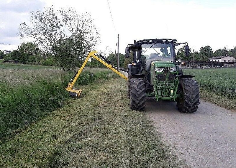 Mulcher des Typs Omarv Böschungsmulcher Auslegemulcher Schlegelmulcher Mulcher, Gebrauchtmaschine in Schmallenberg (Bild 6)