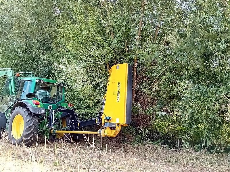 Mulcher des Typs Omarv Böschungsmulcher Seitenmulcher Mulcher Schlegelmulcher, Gebrauchtmaschine in Schmallenberg (Bild 1)