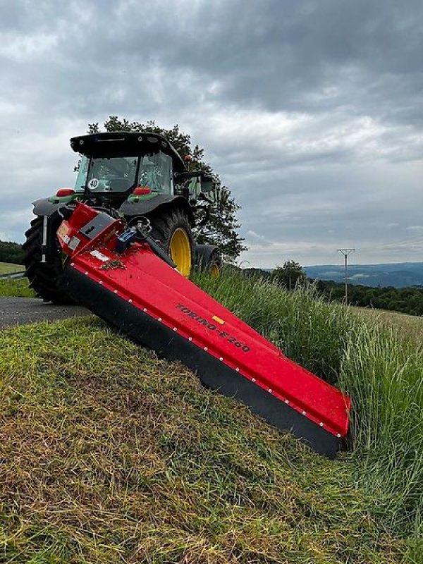 Mulcher des Typs Omarv Böschungsmulcher Seitenmulcher Schlegelmulcher Mulcher, Gebrauchtmaschine in Schmallenberg (Bild 14)