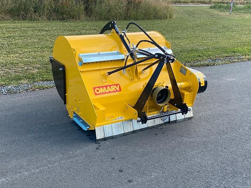 Mulcher του τύπου Omarv Schlegelmulcher Mulcher Mulchgerät Mulcher mit Sammelwanne, Gebrauchtmaschine σε Schmallenberg (Φωτογραφία 1)