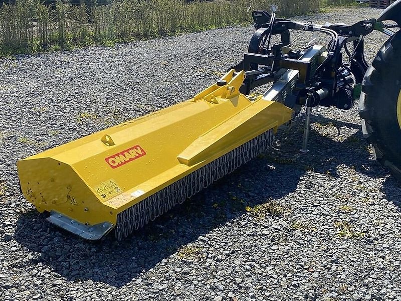 Mulcher des Typs Omarv Seitenmulcher Mulcher Schlegelmulcher Böschungsmulcher, Gebrauchtmaschine in Schmallenberg (Bild 1)