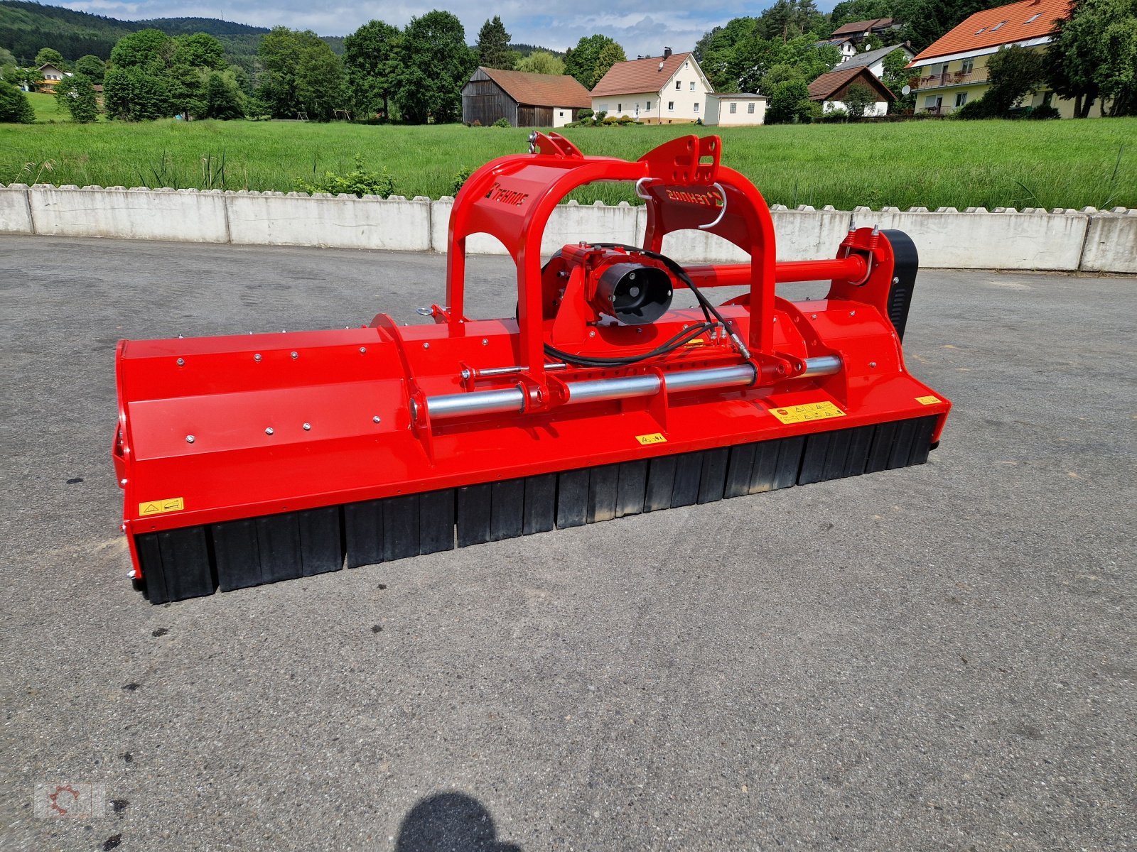 Mulcher of the type Tehnos MU 280 RLW Front Heckmulcher Hydraulische Seitenverschiebung, Neumaschine in Tiefenbach (Picture 11)