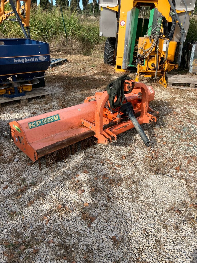 Mulchgerät & Häckselgerät tip Agrimaster BROYEUR 2M, Gebrauchtmaschine in SAINT ANDIOL (Poză 1)