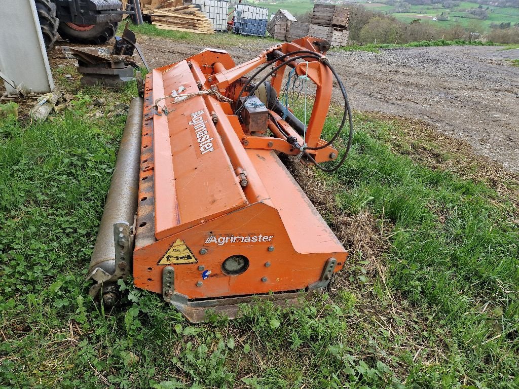 Mulchgerät & Häckselgerät des Typs Agrimaster KA2600, Gebrauchtmaschine in ST MARTIN EN HAUT (Bild 3)