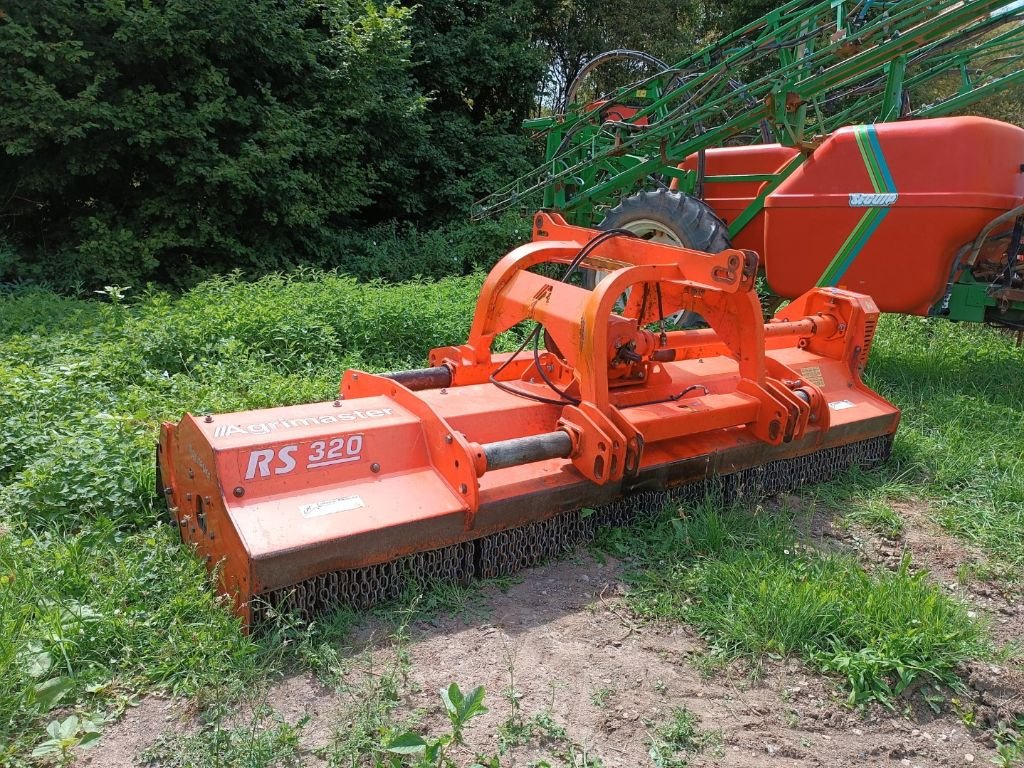 Mulchgerät & Häckselgerät of the type Agrimaster RS 320, Gebrauchtmaschine in COGNAC LA FORET (Picture 1)