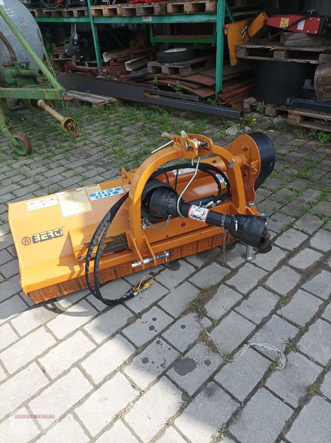 Mulchgerät & Häckselgerät typu Berti PARK P 135 kaum benutzt, Gebrauchtmaschine v Tarsdorf (Obrázek 3)