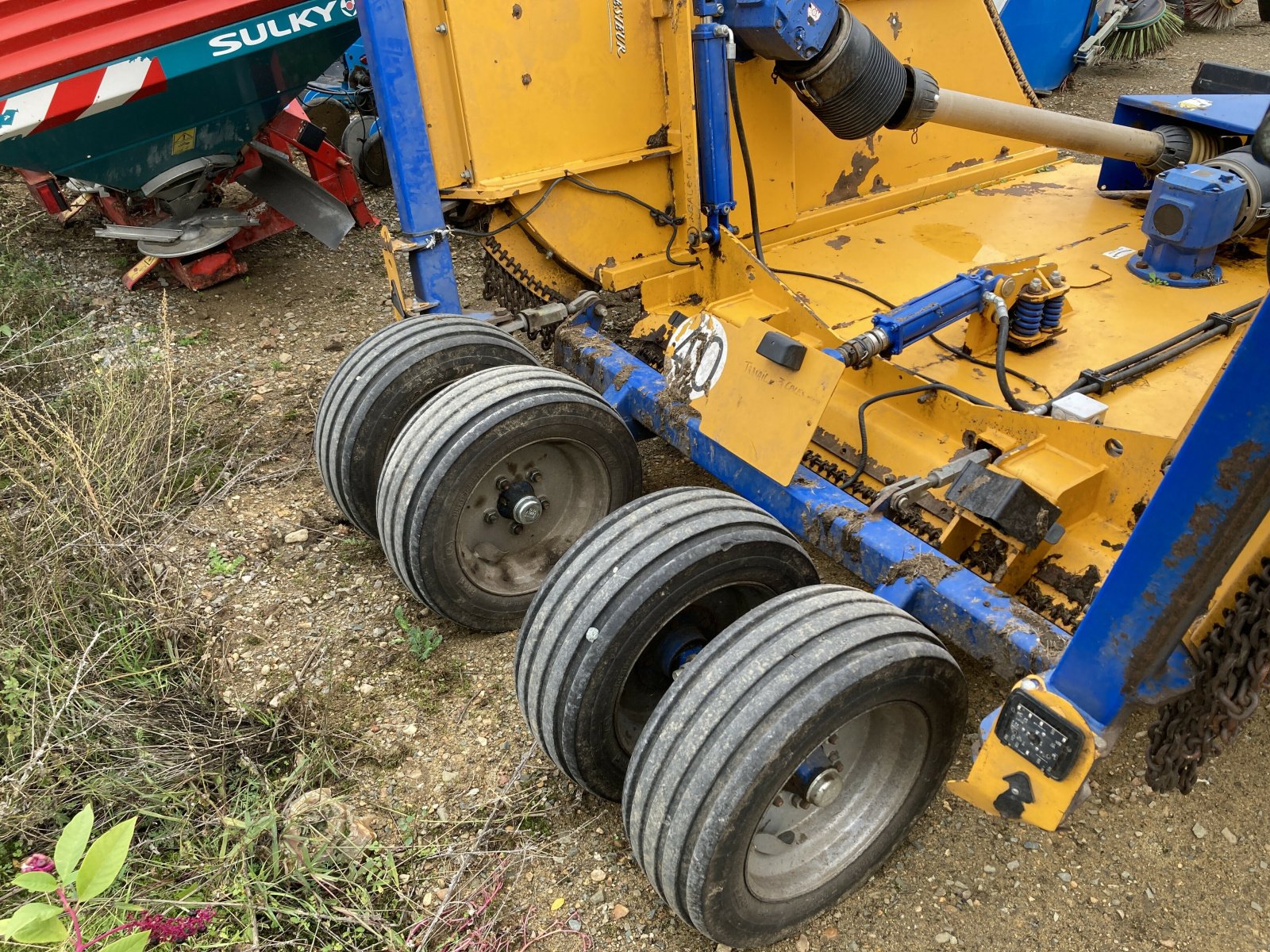 Mulchgerät & Häckselgerät del tipo Bomford BROYEUR GRANDE LARGEUR TW460, Gebrauchtmaschine en ST CLEMENT DE LA PLACE (Imagen 5)