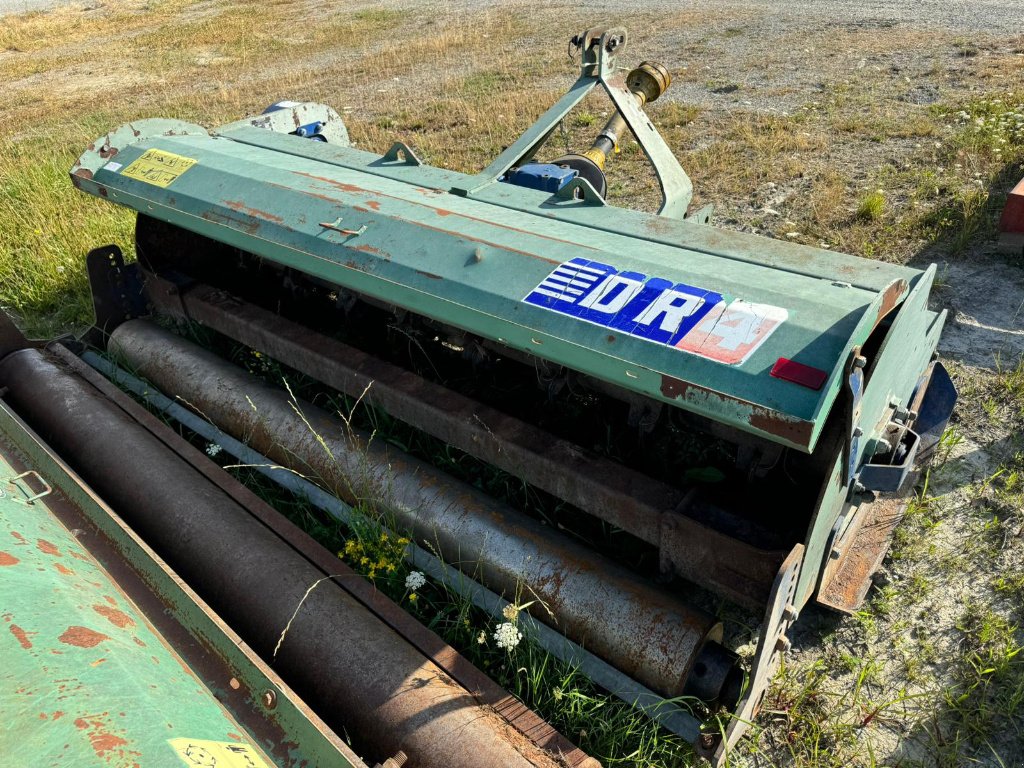 Mulchgerät & Häckselgerät typu Desvoys DR4, Gebrauchtmaschine v GUERET (Obrázek 2)