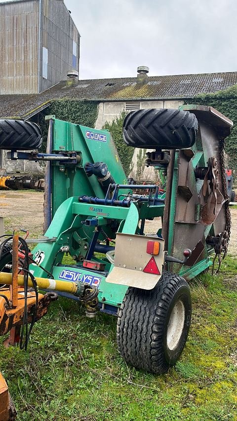 Mulchgerät & Häckselgerät del tipo Desvoys MASTER COUPE, Gebrauchtmaschine en BOSC LE HARD (Imagen 3)