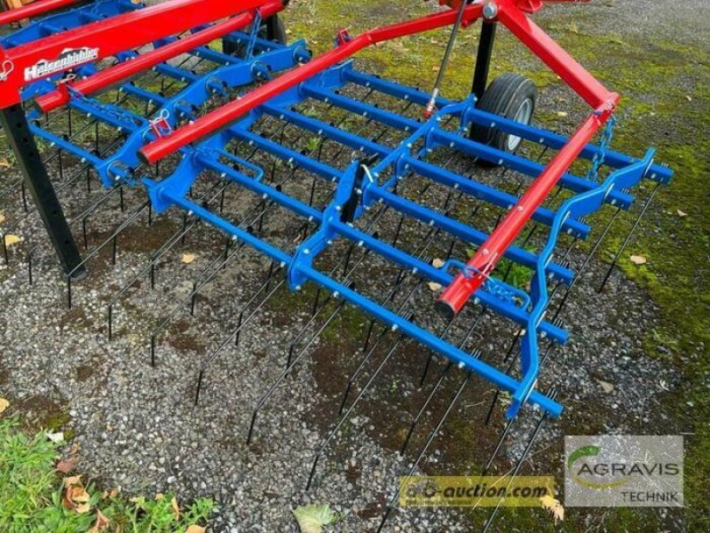 Mulchgerät & Häckselgerät van het type Hatzenbichler ORIGINAL STRIEGEL 6,00 M, Neumaschine in Meschede (Foto 7)