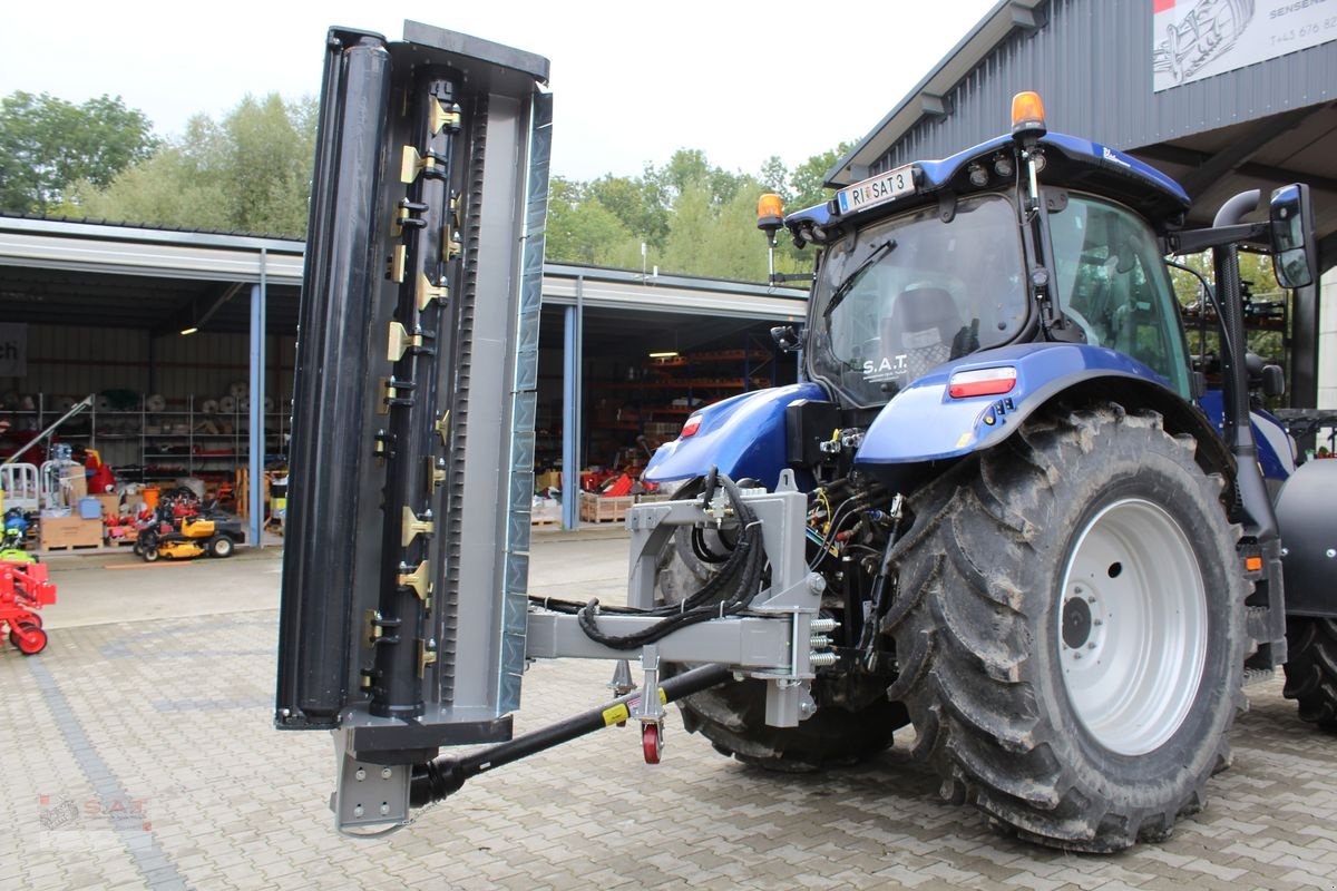 Mulchgerät & Häckselgerät van het type Jansen Böschungsmulcher AGF-240-Frei Haus, Neumaschine in Eberschwang (Foto 1)