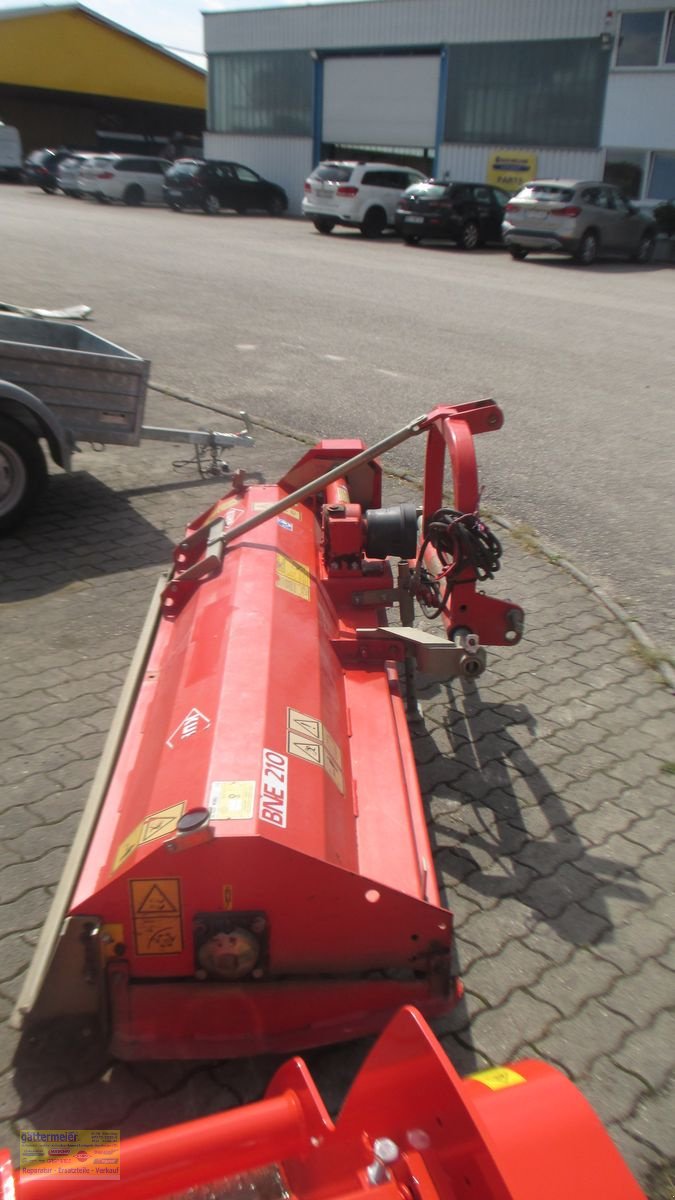 Mulchgerät & Häckselgerät del tipo Kuhn BNE 210, Gebrauchtmaschine en Eferding (Imagen 3)