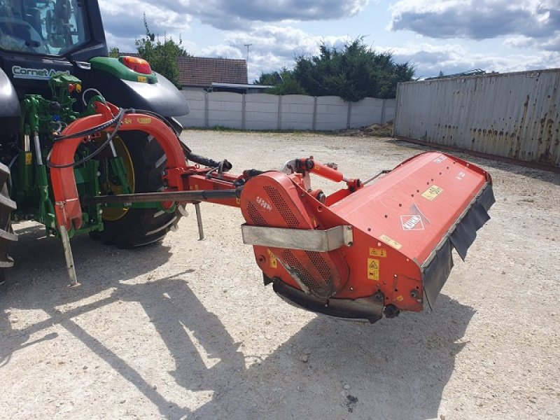 Mulchgerät & Häckselgerät del tipo Kuhn TBE 210, Gebrauchtmaschine en PITHIVIERS Cedex (Imagen 3)