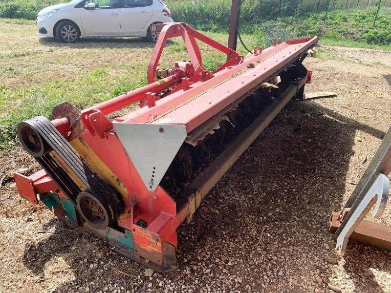 Mulchgerät & Häckselgerät tip Kverneland FX320, Gebrauchtmaschine in SAINT-GERMAIN DU PUY (Poză 3)