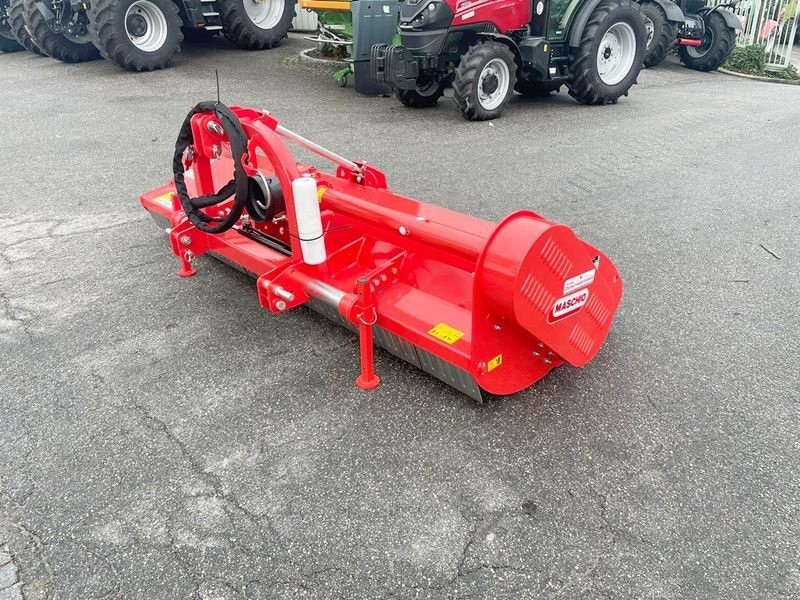 Mulchgerät & Häckselgerät des Typs Maschio Brava 250L Mulcher, Neumaschine in St. Marienkirchen (Bild 1)