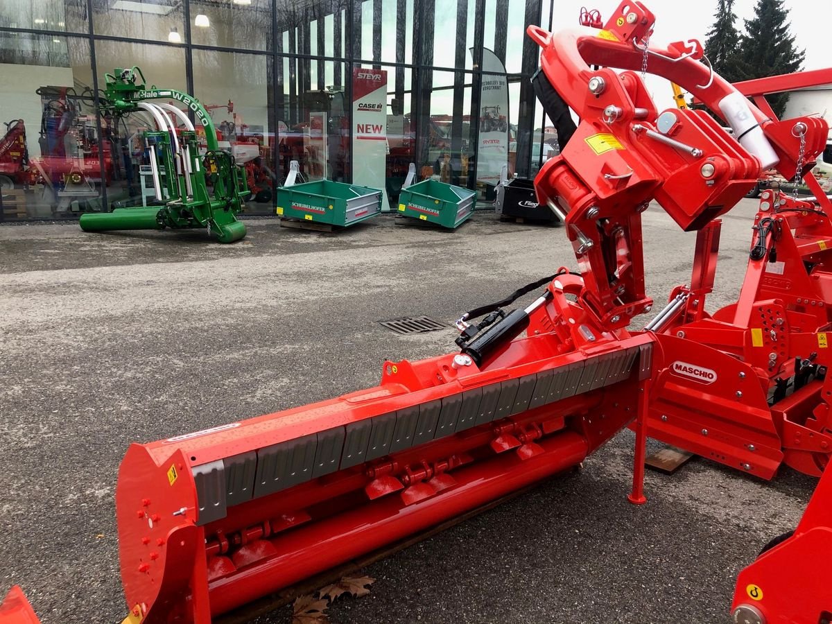 Mulchgerät & Häckselgerät des Typs Maschio Giraffa XL 210 SE Mulcher, Neumaschine in St. Marienkirchen (Bild 2)