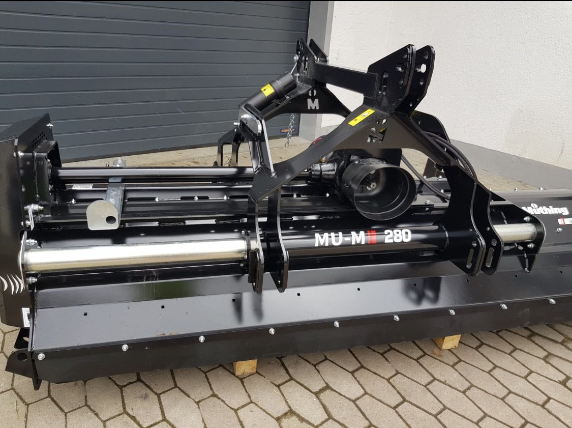 Mulchgerät & Häckselgerät van het type Müthing MU-M Vario Shark 2.0, Neumaschine in Bogen (Foto 4)