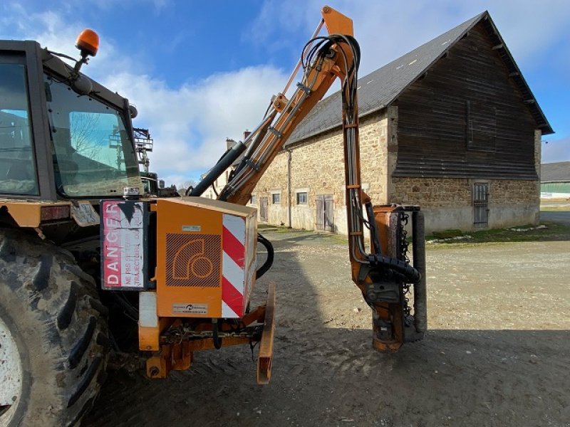 Mulchgerät & Häckselgerät du type Rousseau MINAUTOR 5000, Gebrauchtmaschine en LE PONT CHRETIEN (Photo 3)