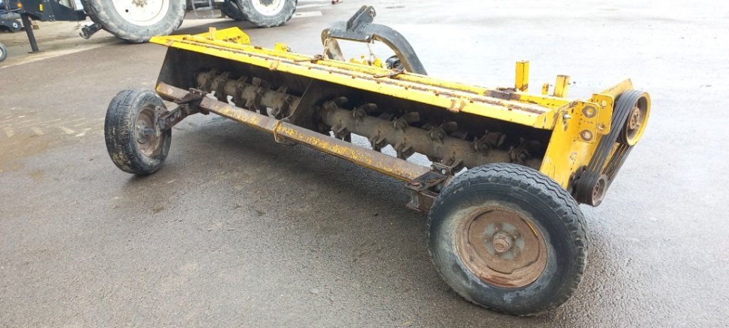 Mulchgerät & Häckselgerät des Typs Sonstige 4m, Gebrauchtmaschine in VERT TOULON (Bild 4)