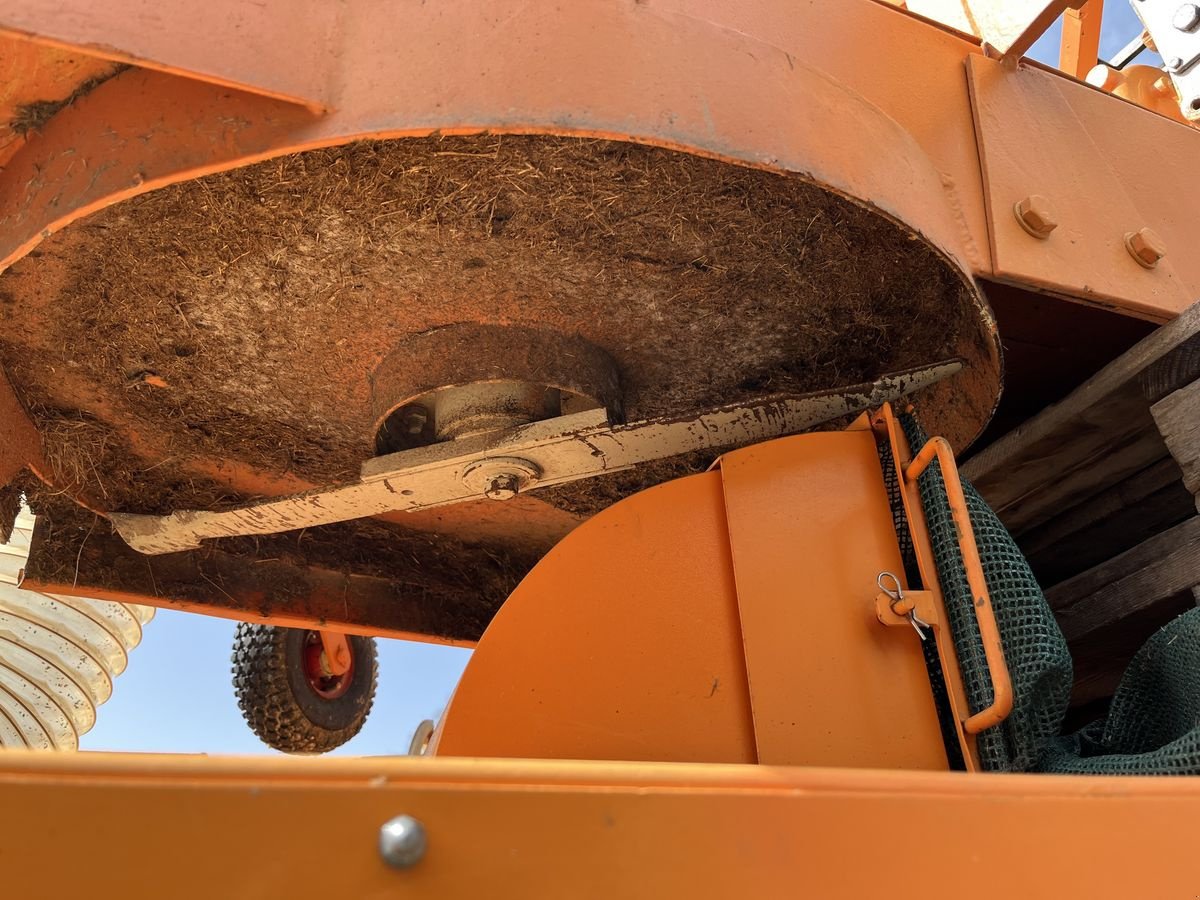 Mulchgerät & Häckselgerät van het type Sonstige Augl Sichelmulcher inkl. Absaugwagen, Gebrauchtmaschine in Bad Leonfelden (Foto 4)