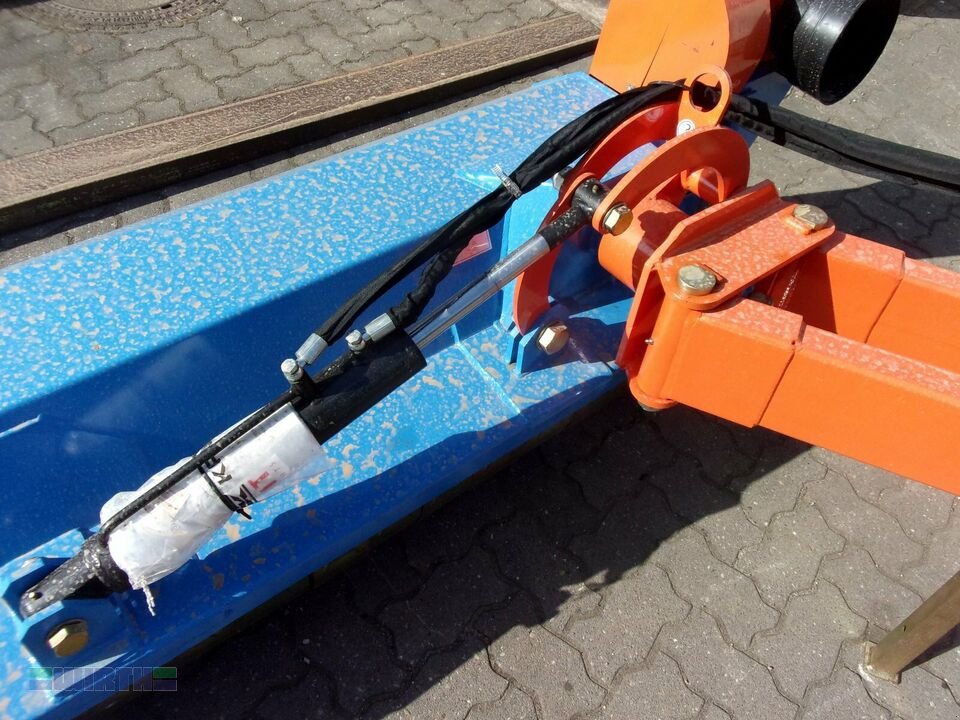 Mulchgerät & Häckselgerät tip Stark Böschungsmulcher KDL 180 Auslegemulcher Lagergerät, Neumaschine in Buchdorf (Poză 6)