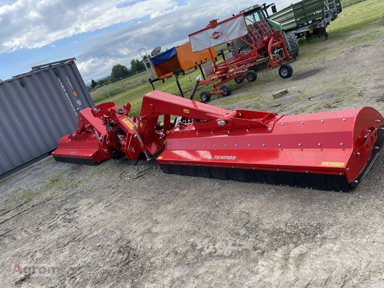 Mulchgerät & Häckselgerät van het type Tehnos MU2Z 840R, Neumaschine in Meißenheim-Kürzell (Foto 3)