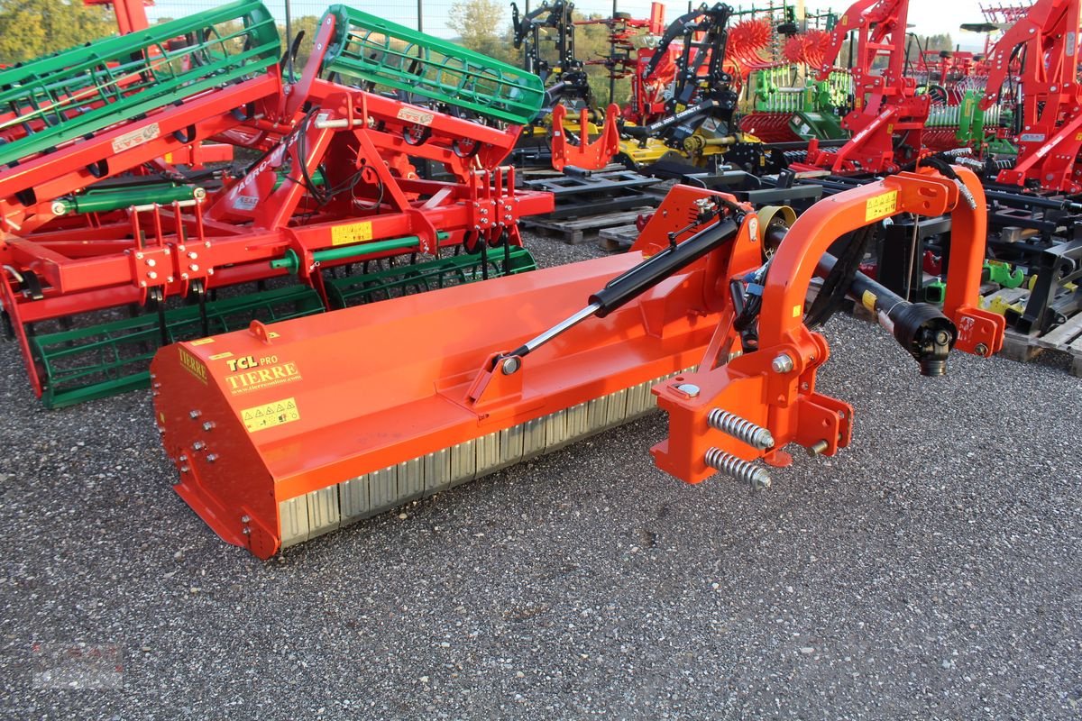 Mulchgerät & Häckselgerät des Typs Tierre Pro 230cm Seitenmulcher - Neuwertig, Vorführmaschine in Eberschwang (Bild 1)