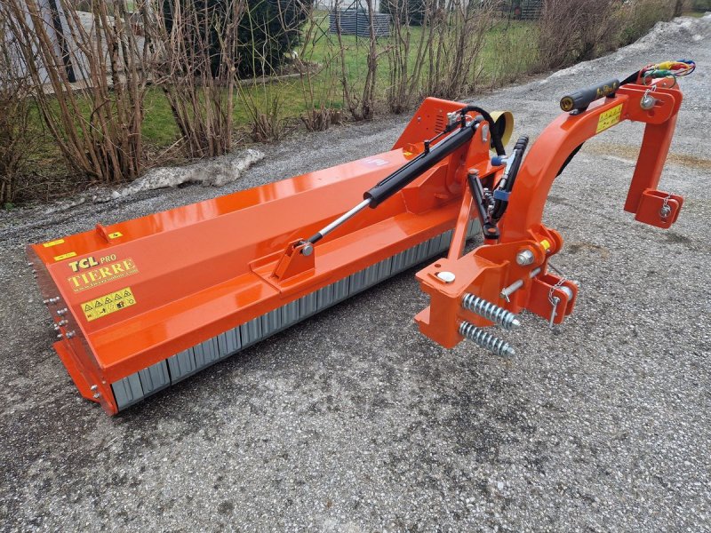 Mulchgerät & Häckselgerät del tipo Tierre TCL Pro 230, Neumaschine en Bad Traunstein (Imagen 1)