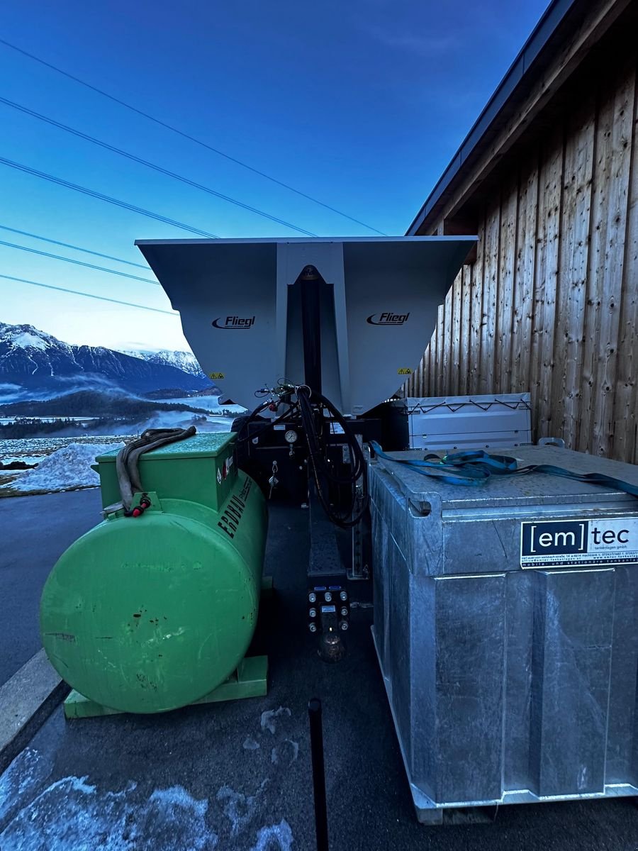 Muldenkipper des Typs Fliegl Anhänger Stone Master 252, Gebrauchtmaschine in Ried im Oberinntal (Bild 3)