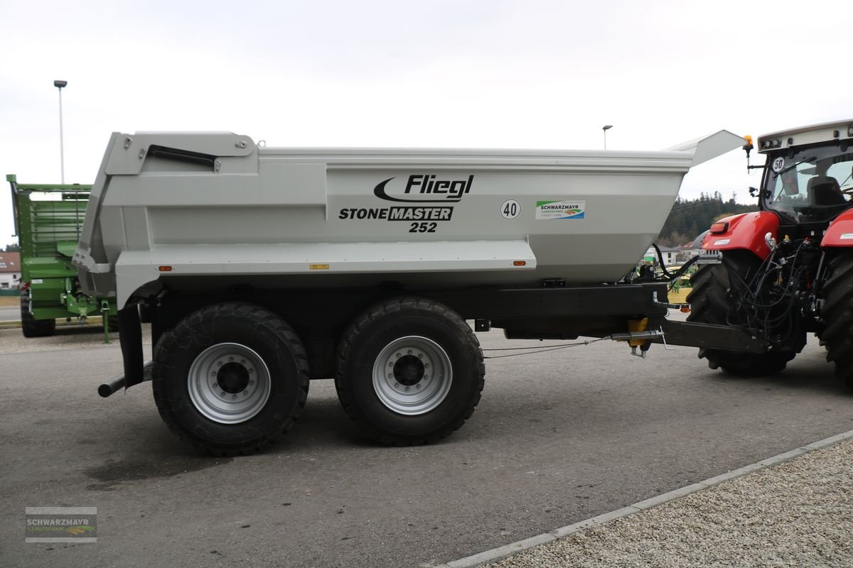 Muldenkipper van het type Fliegl Stone-Master 252 Pro, Neumaschine in Gampern (Foto 5)