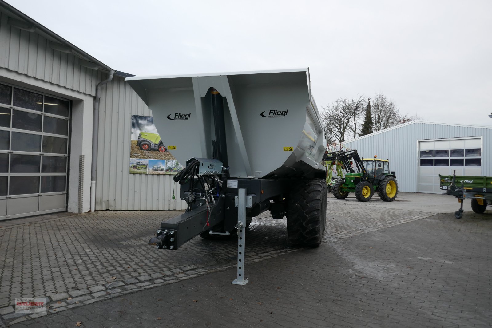 Muldenkipper van het type Fliegl Stone Master 252 Profi, Gebrauchtmaschine in Dorfen (Foto 2)