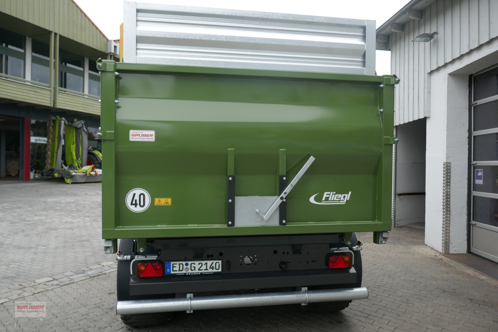 Muldenkipper van het type Fliegl Tandem-Muldenkipper TMK 140 FOX -> wenig eingesetzte Maschine, Gebrauchtmaschine in Dorfen (Foto 6)