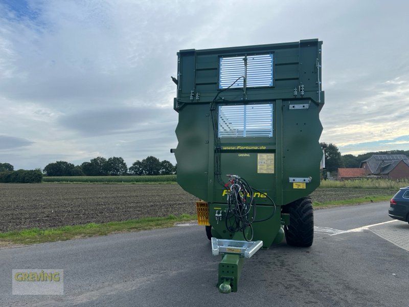 Muldenkipper of the type Fortuna FTM200/ 7.5/ 40 km/h, Neumaschine in Wettringen (Picture 4)