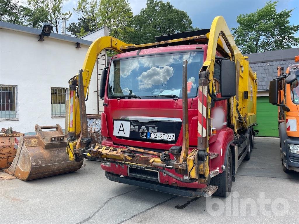 Muldenkipper tipa MAN TGA 03, Gebrauchtmaschine u Düsseldorf (Slika 1)