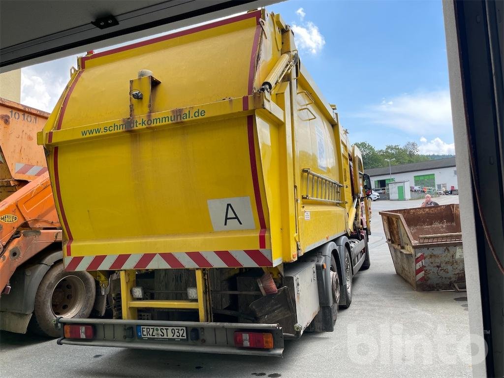 Muldenkipper typu MAN TGA 03, Gebrauchtmaschine v Düsseldorf (Obrázok 3)