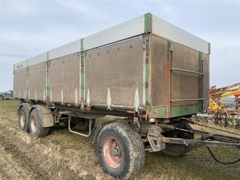 Muldenkipper van het type Sonstige 3 aksel med godkendelseserklæring og reg. Attest, Gebrauchtmaschine in øster ulslev (Foto 1)